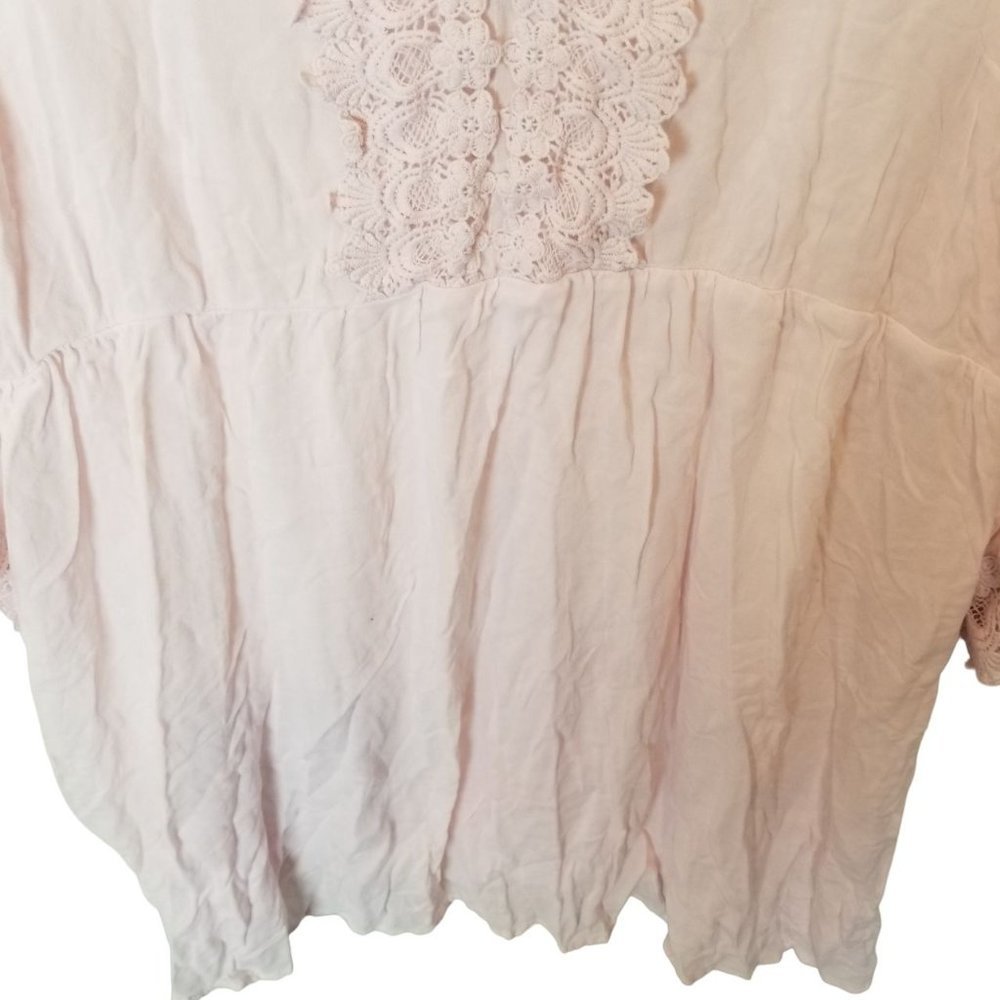 Torrid Womens 3X Light Pink Lace Trim 3/4 Sleeves - Picture 3 of 7